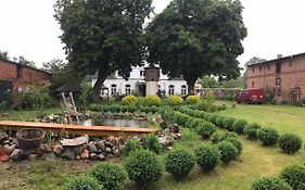 Lehmbau im Kastanienhof